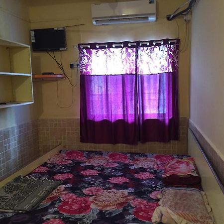 Chandrika Guest House Daman Esterno foto