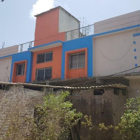 Chandrika Guest House Daman Esterno foto