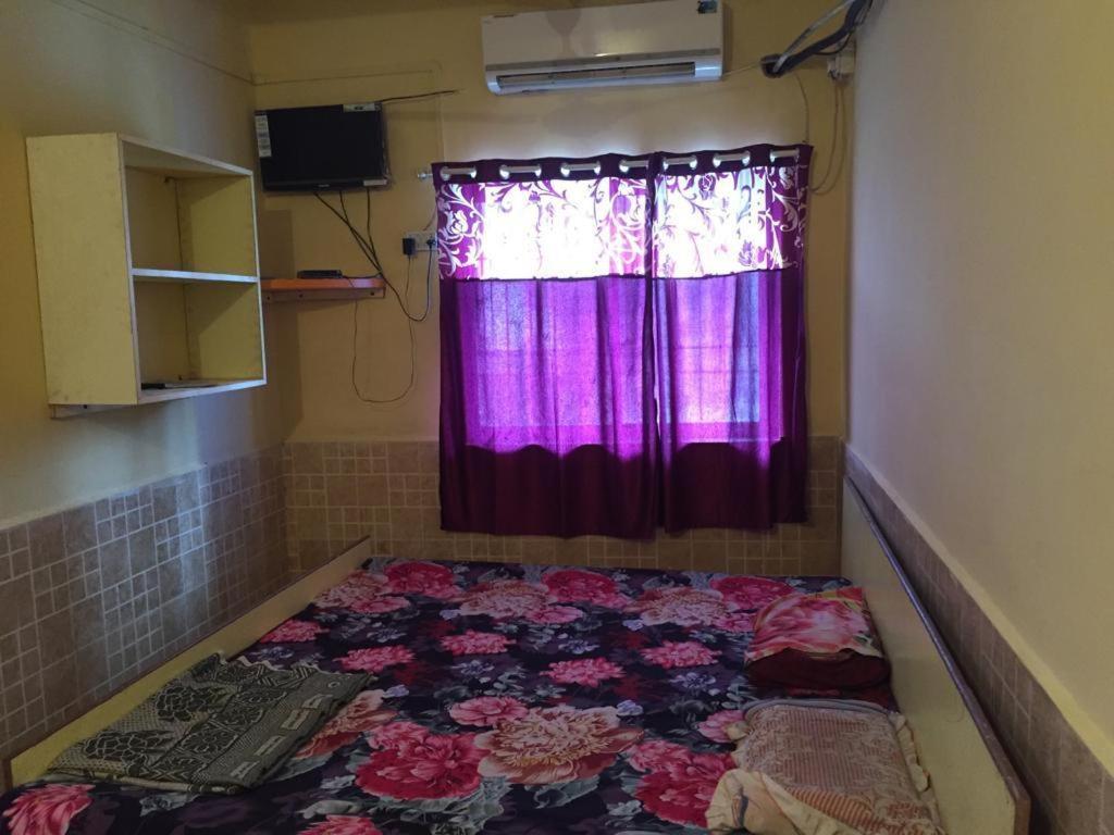 Chandrika Guest House Daman Esterno foto