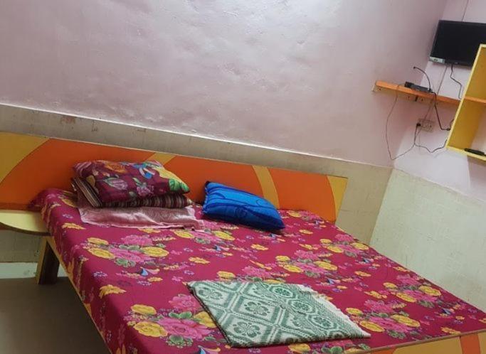 Chandrika Guest House Daman Esterno foto
