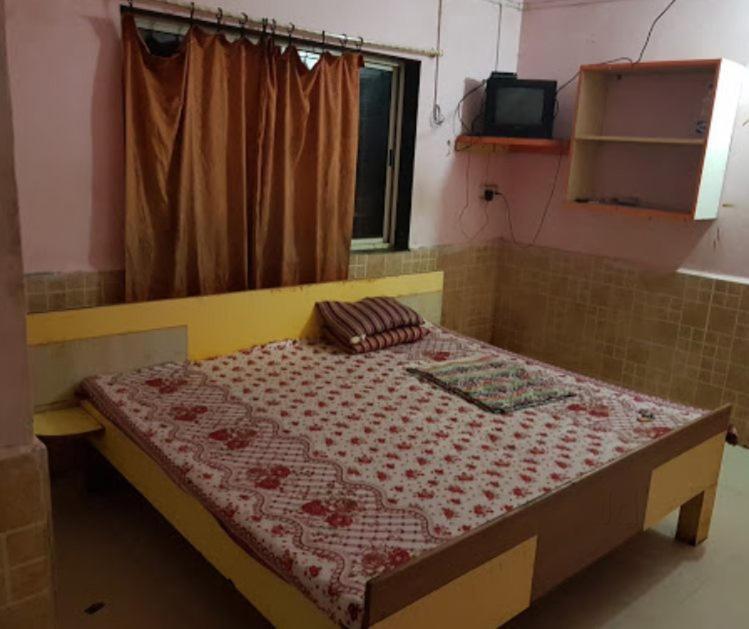 Chandrika Guest House Daman Esterno foto